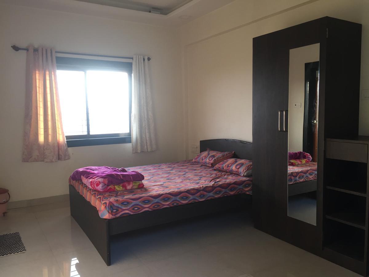 Malhar Bungalow Panchgani Extérieur photo