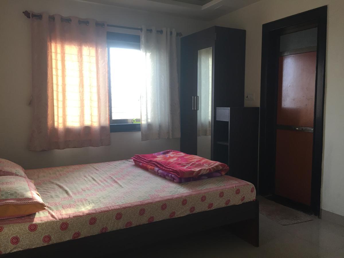 Malhar Bungalow Panchgani Extérieur photo
