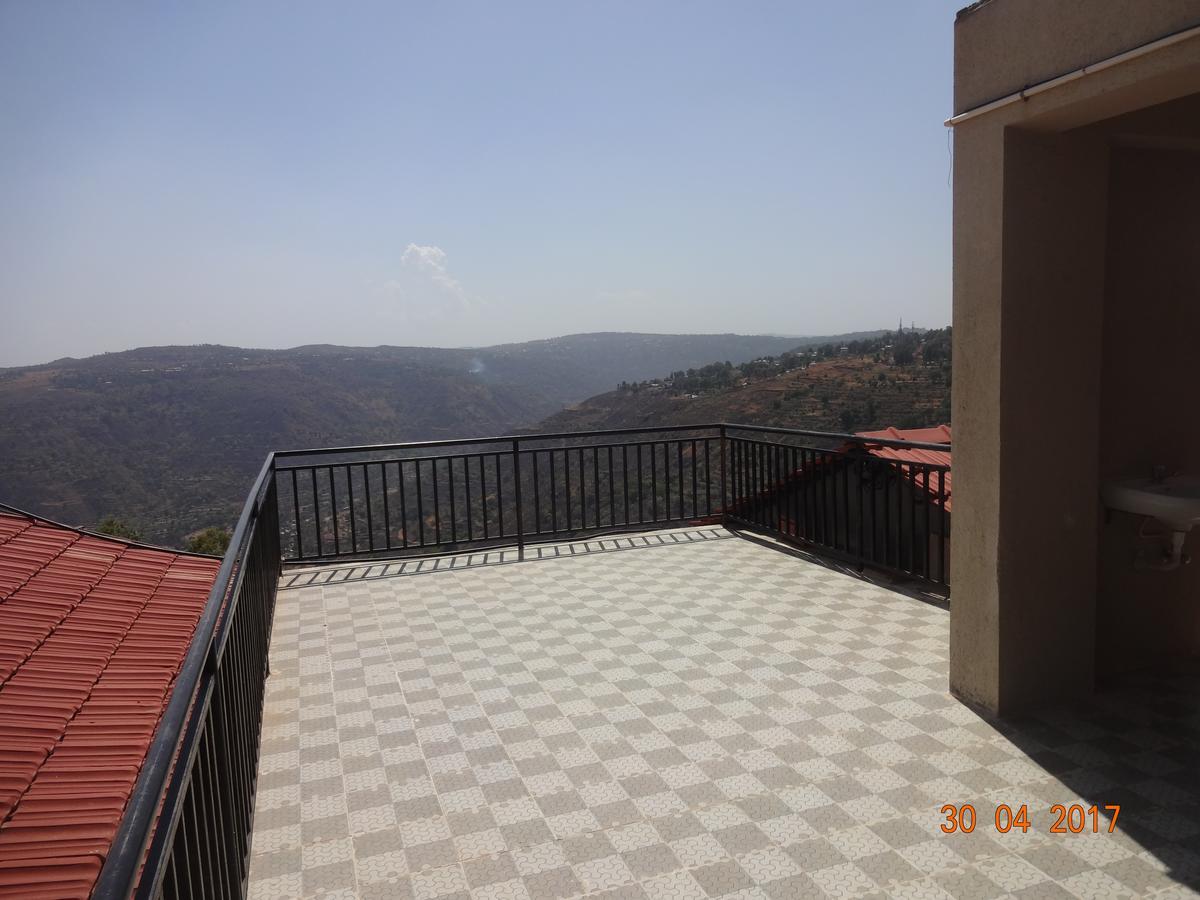 Malhar Bungalow Panchgani Extérieur photo