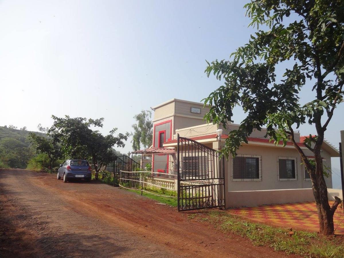 Malhar Bungalow Panchgani Extérieur photo
