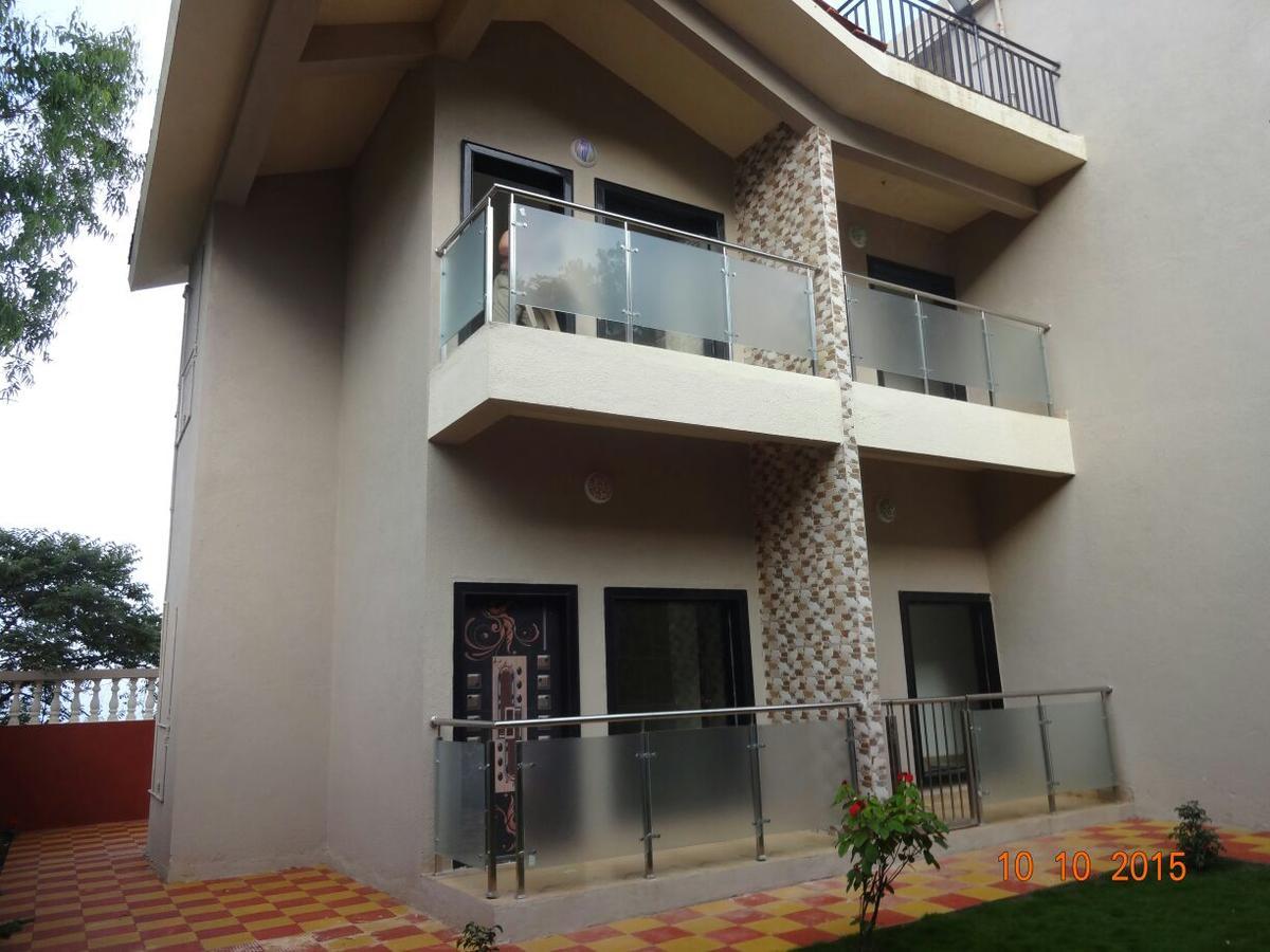 Malhar Bungalow Panchgani Extérieur photo