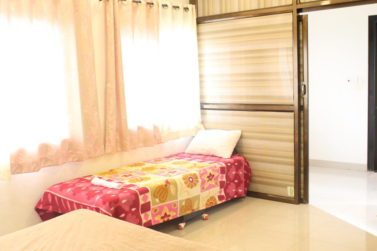 Malhar Bungalow Panchgani Extérieur photo